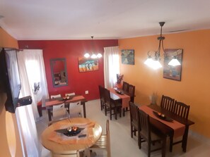 Dining room - Vuya Nathi Bed & Breakfast (Manzini)