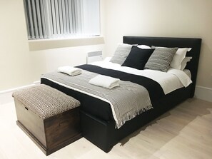 Apartment, 2 Bedrooms (Close to centre & Media City - 20) | 1 bedroom, premium bedding, down comforters, desk - Expressbnb Apartments (Salford)