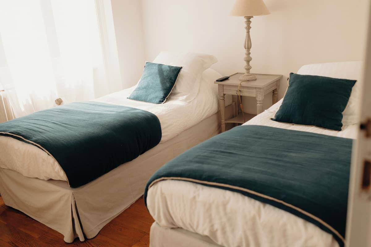 twin room street side  | in-room safe, soundproofing, free wifi, bed sheets