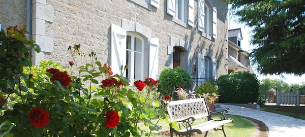 Hôtel Le Chatellier – Piscine Chauffée D’avril à Octobre - Saint-Coulomb