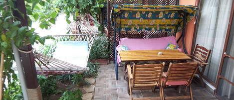 Standardlejlighed - 1 soveværelse - stueetage | Skrivebord, arbejdsområde til bærbare computere, mørklægningsgardiner