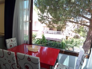 Estudio estándar | Balcón