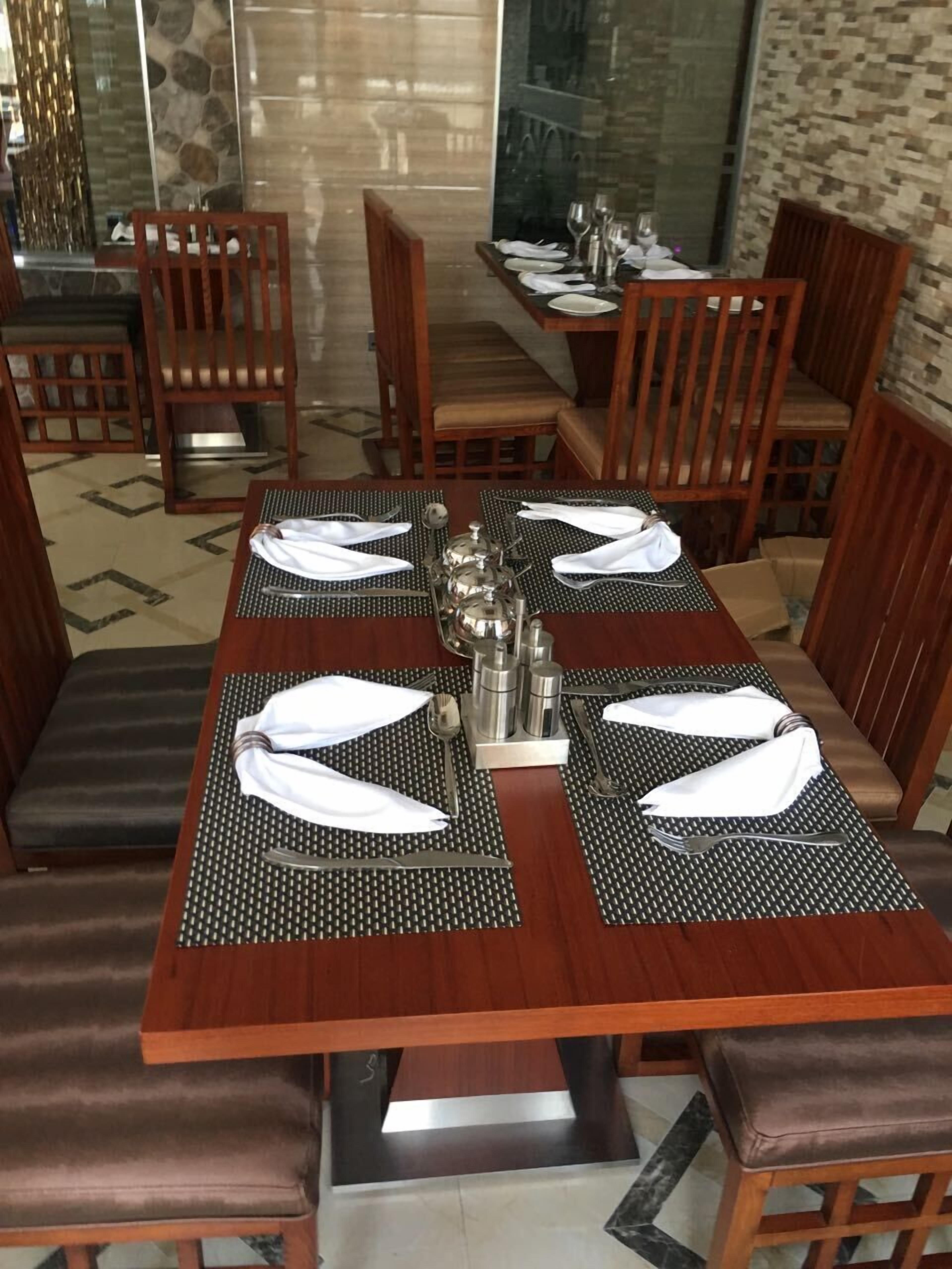 breakfast, lunch, dinner served; local and international cuisine