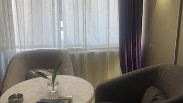 Standard-Doppelzimmer | Wohnbereich