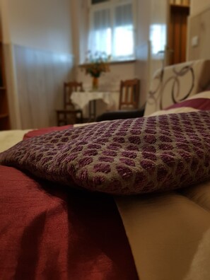 Comfort Apartment (Studio 1a) | Iron/ironing board, free WiFi, bed sheets - Hostel Famil (Starogard Gdanski)