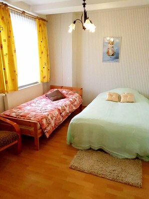 Apartment (Studio 9) | Iron/ironing board, free WiFi, bed sheets - Hostel Famil (Starogard Gdanski)