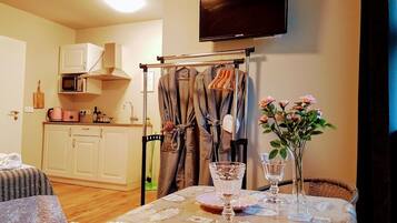 3 habitaciones, ropa de cama de alta calidad y camas Tempur-Pedic