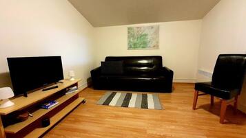 Panoramic Apartment, 3 Bedrooms | 3 bedrooms, premium bedding, Tempur-Pedic beds, blackout drapes