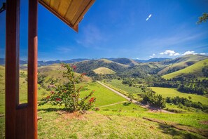 Standard Chalet, Mountain View | View from room - Pousada Capim Limão (Monteiro Lobato)