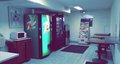 Red Carpet Inn Jeffersonville