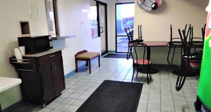 Red Carpet Inn Jeffersonville
