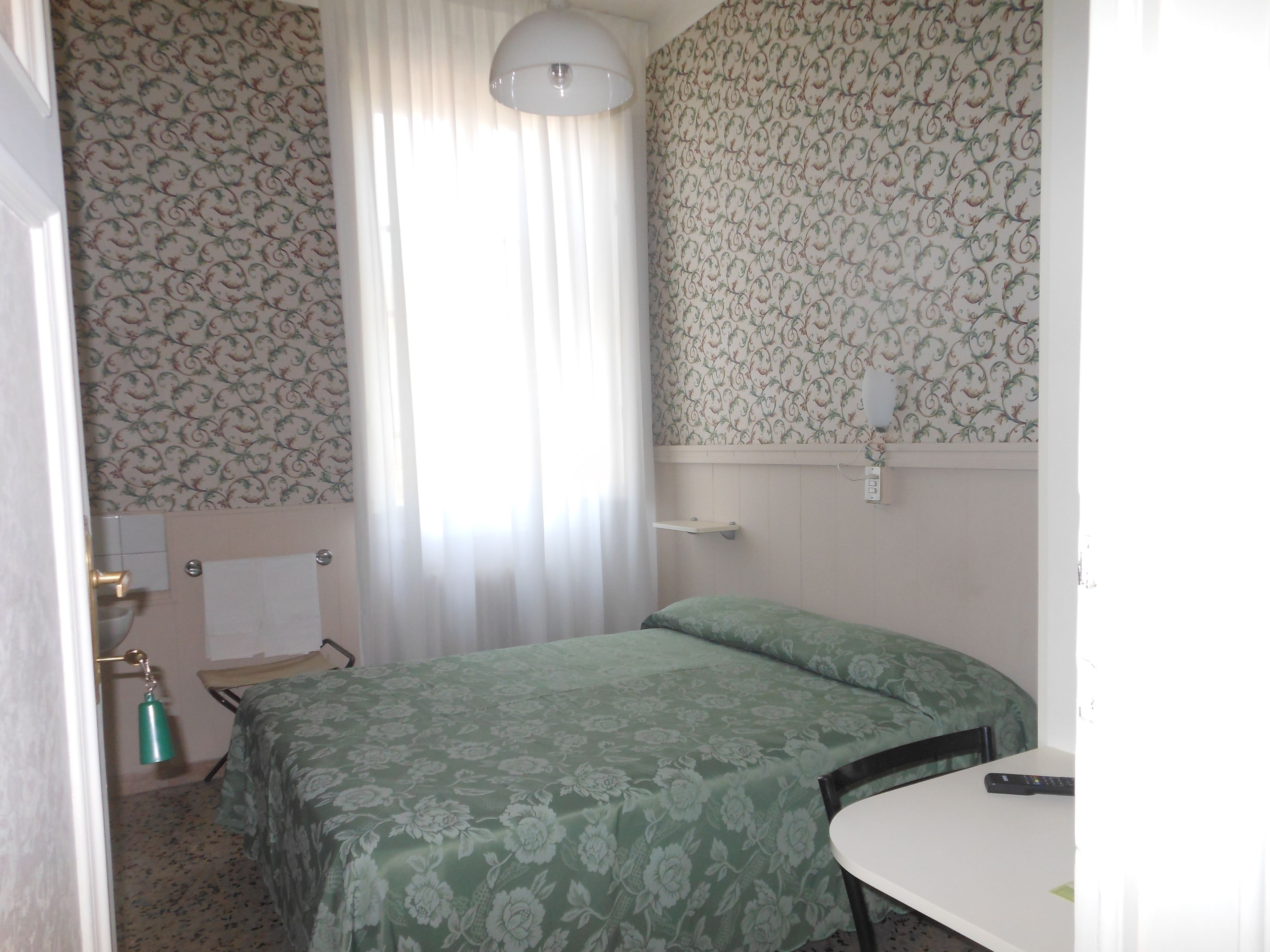 double or twin room | in-room safe, desk, soundproofing, free wifi