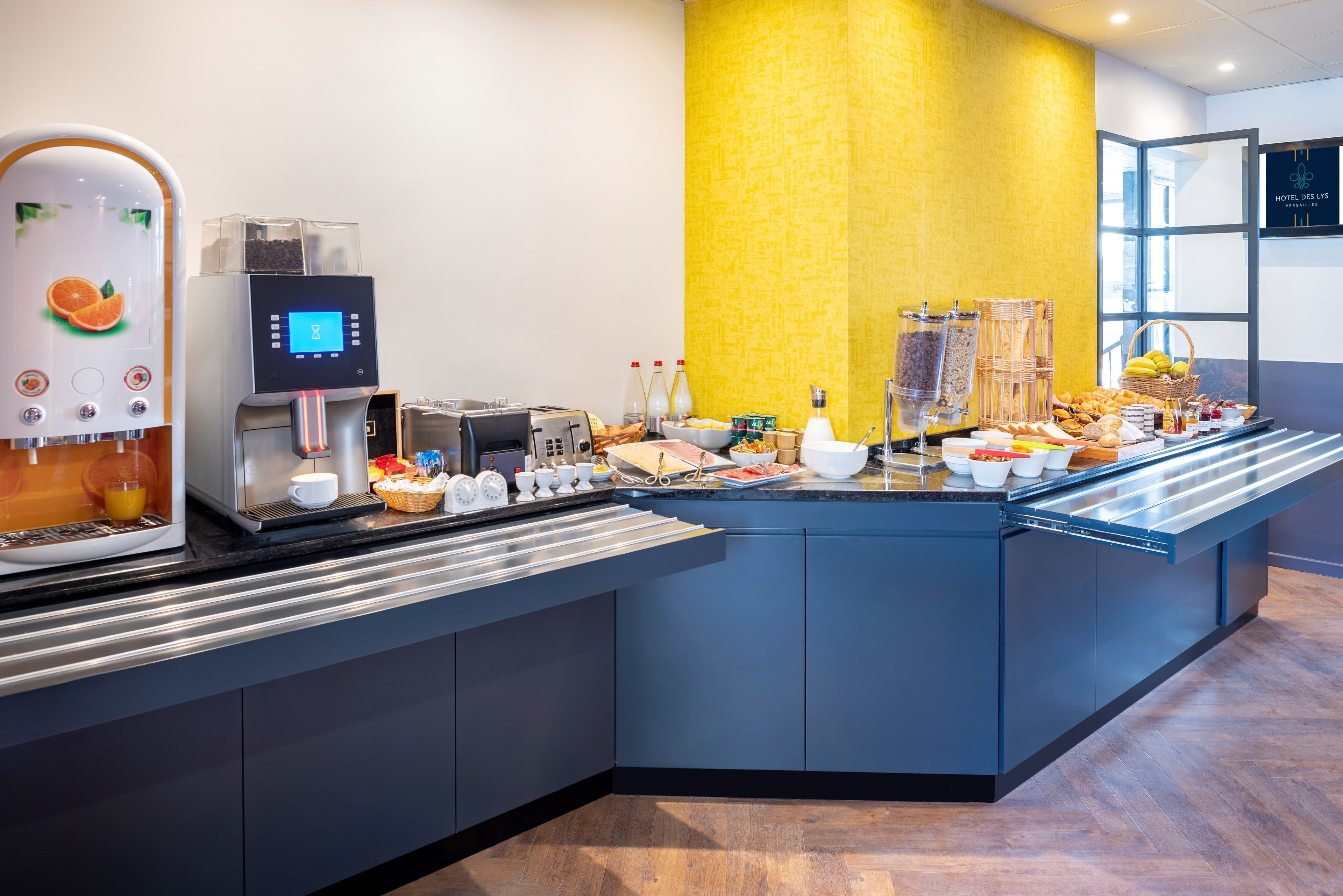 daily buffet breakfast (eur 16.00 per person)