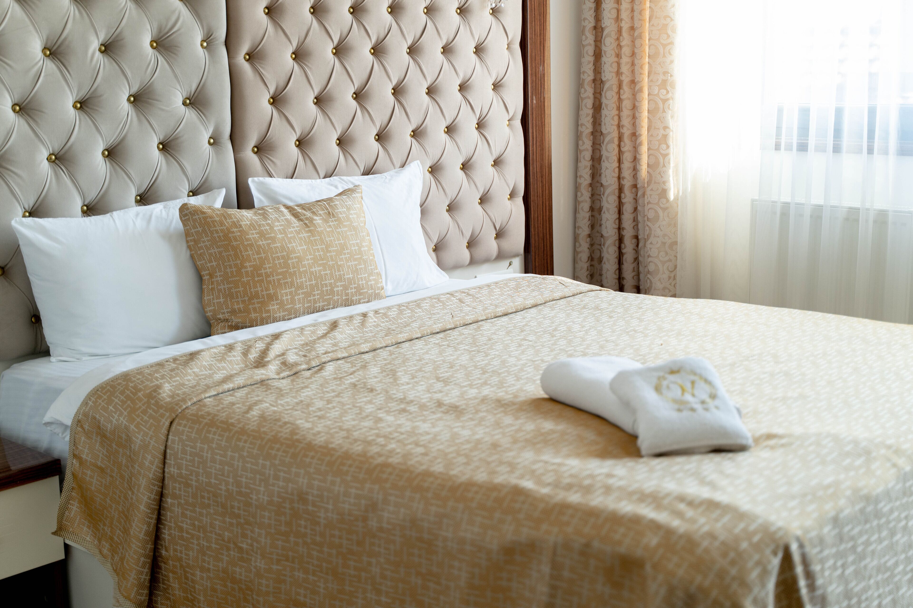 1 bedroom, premium bedding, minibar, in-room safe