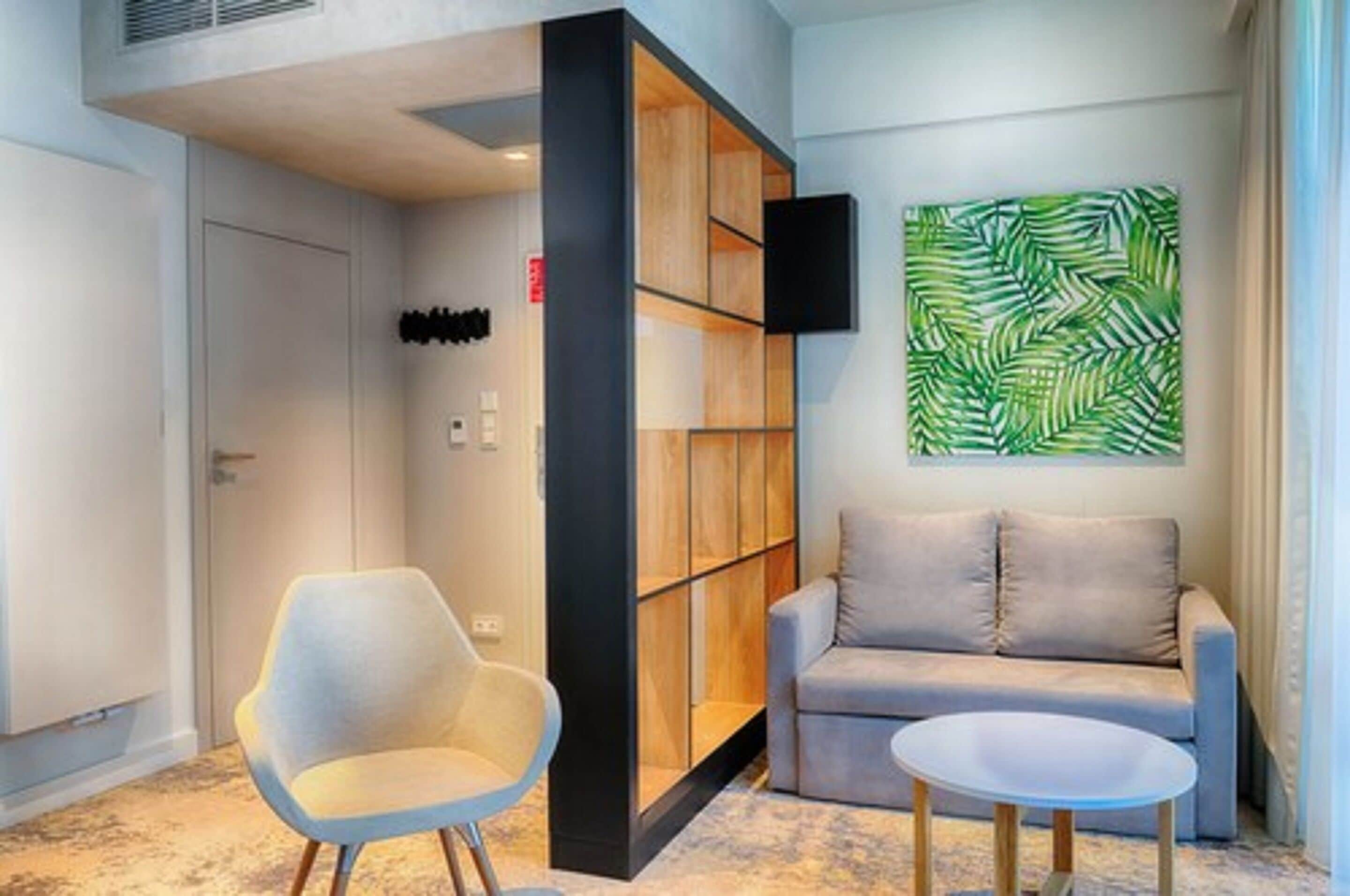 1 bedroom, premium bedding, in-room safe, desk