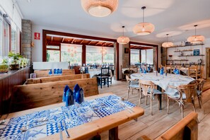 Päivittäinen buffetaamiainen (12 EUR per henkilö)