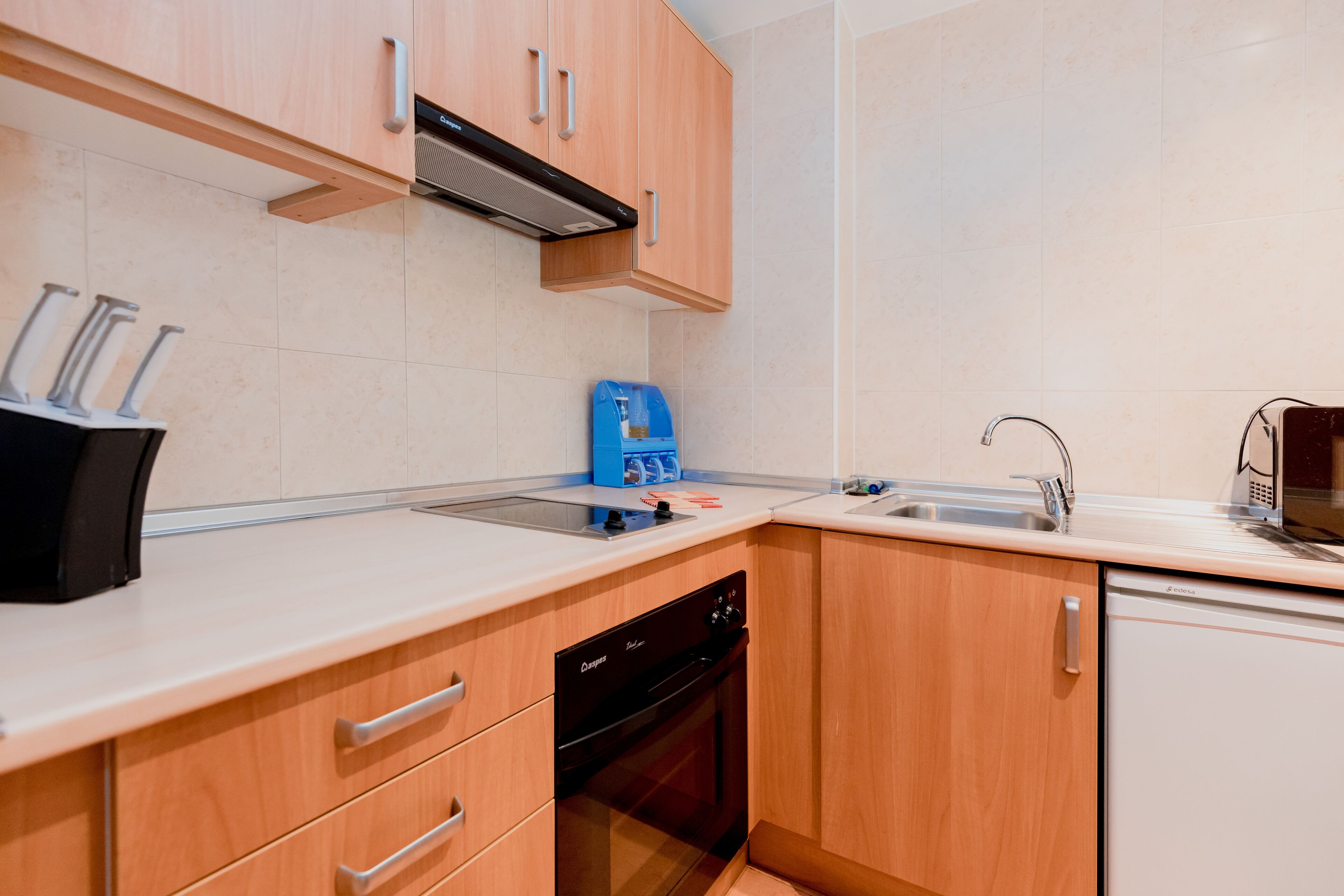 Apartamento, 1 habitación | Cocina privada | Frigorífico, cafetera o tetera y utensilios de cocina
