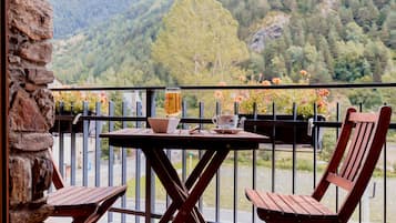 Apartment, 2 Bedrooms | View from room