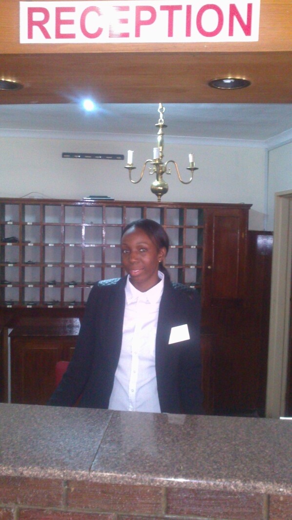 Reception - Orange Grove Motel (Chinhoyi)