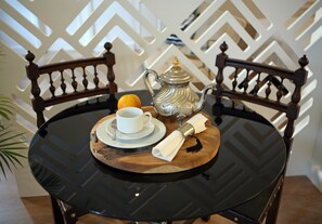 Suite (1) | Servicio a la habitación