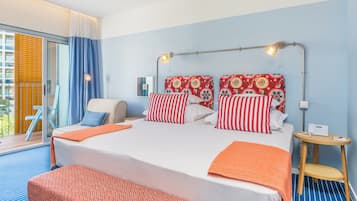 In-room safe, desk, soundproofing, free WiFi