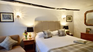 Double Room - The White Hart Hotel (Newton Abbot)