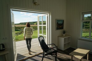 Cottage, 2 Bedrooms, River View, with Hot Tub and Sauna Access | Utsikt fra rommet