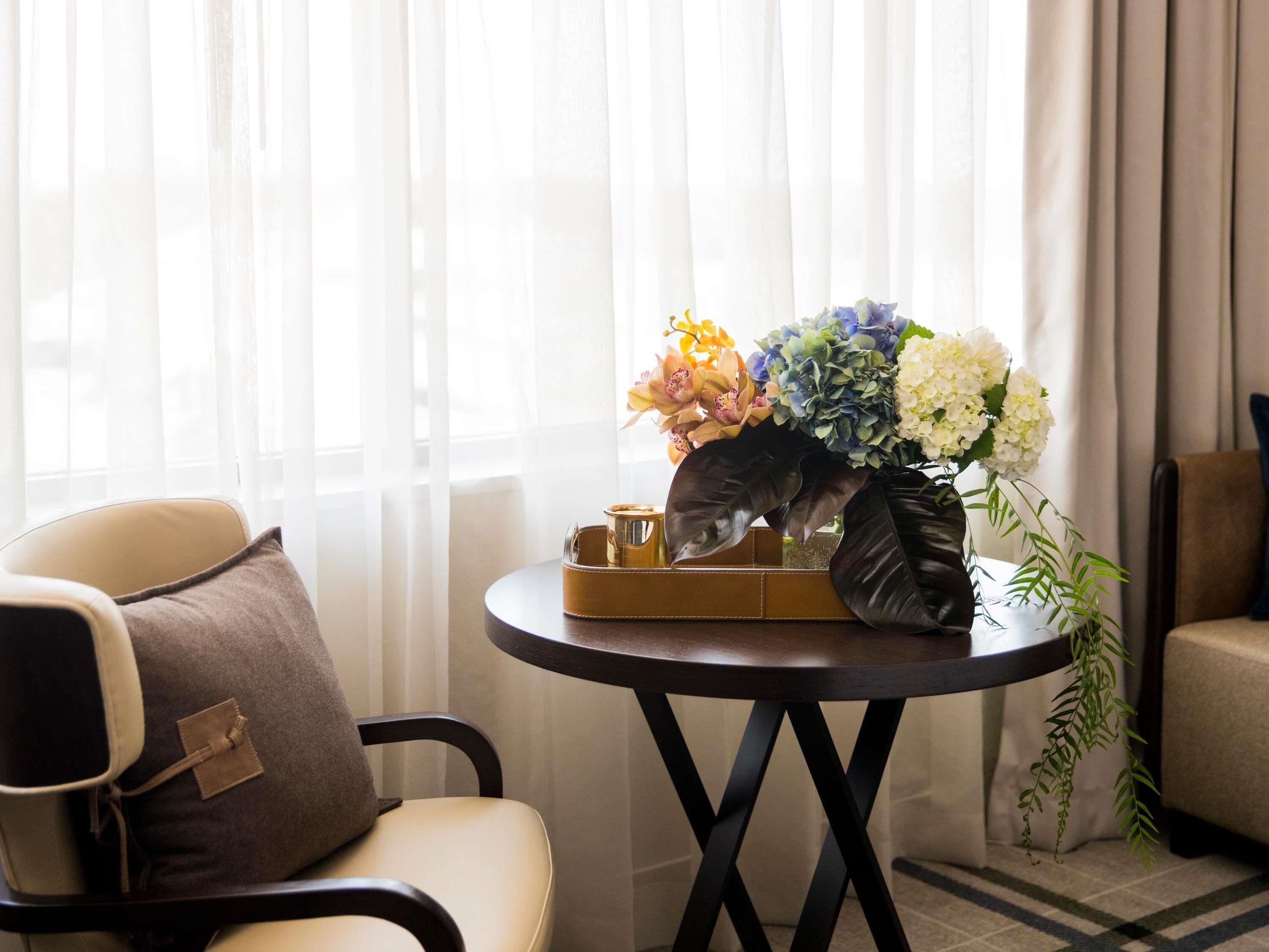 Egyptian cotton sheets, premium bedding, minibar, in-room safe