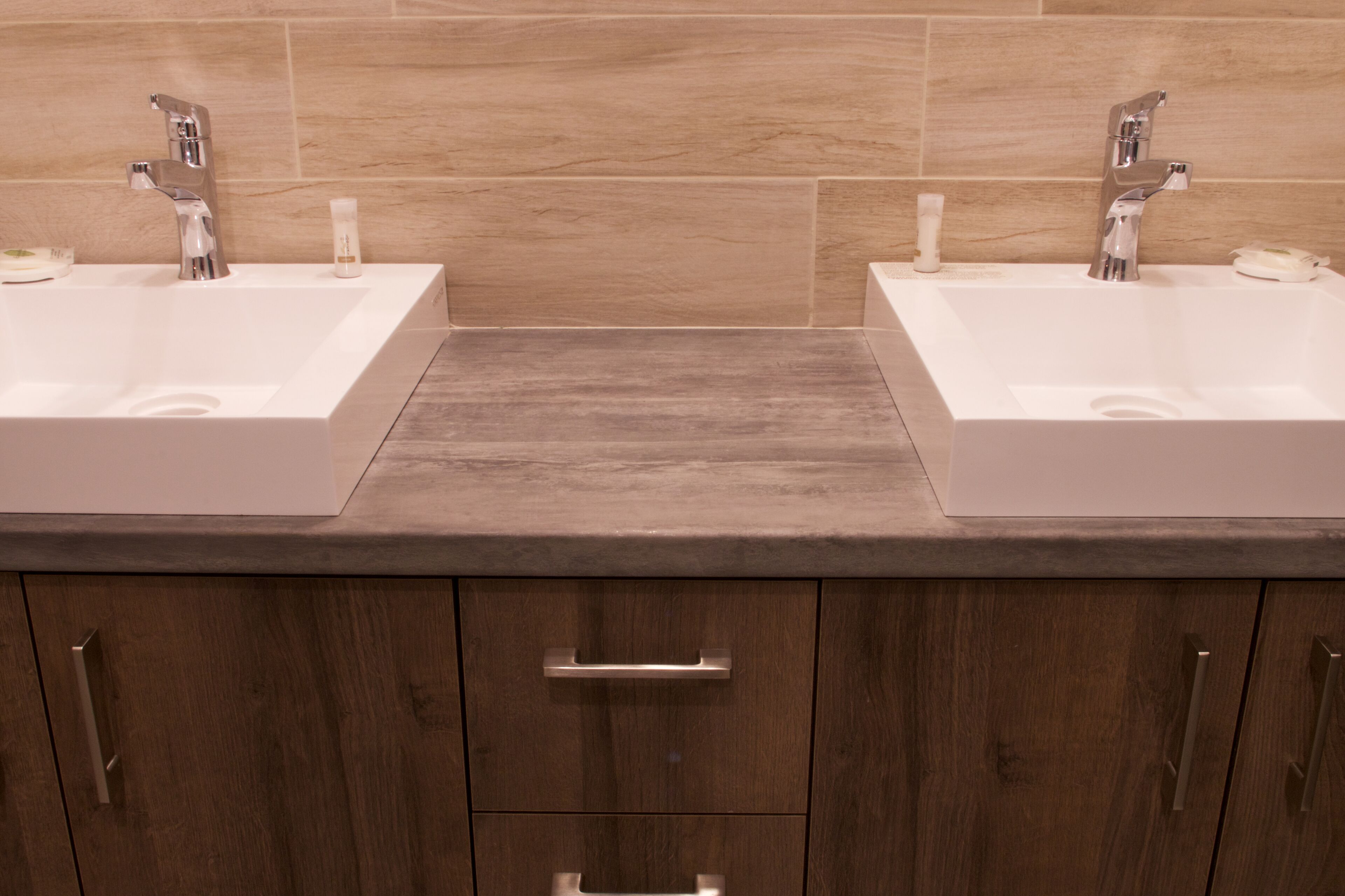 deluxe studio suite, multiple beds | bathroom | hair dryer, towels