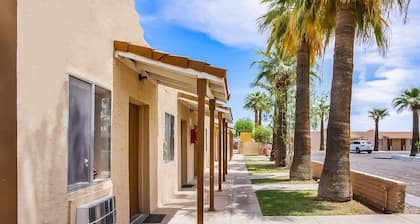OYO Hotel Yuma AZ - I-8/US-95