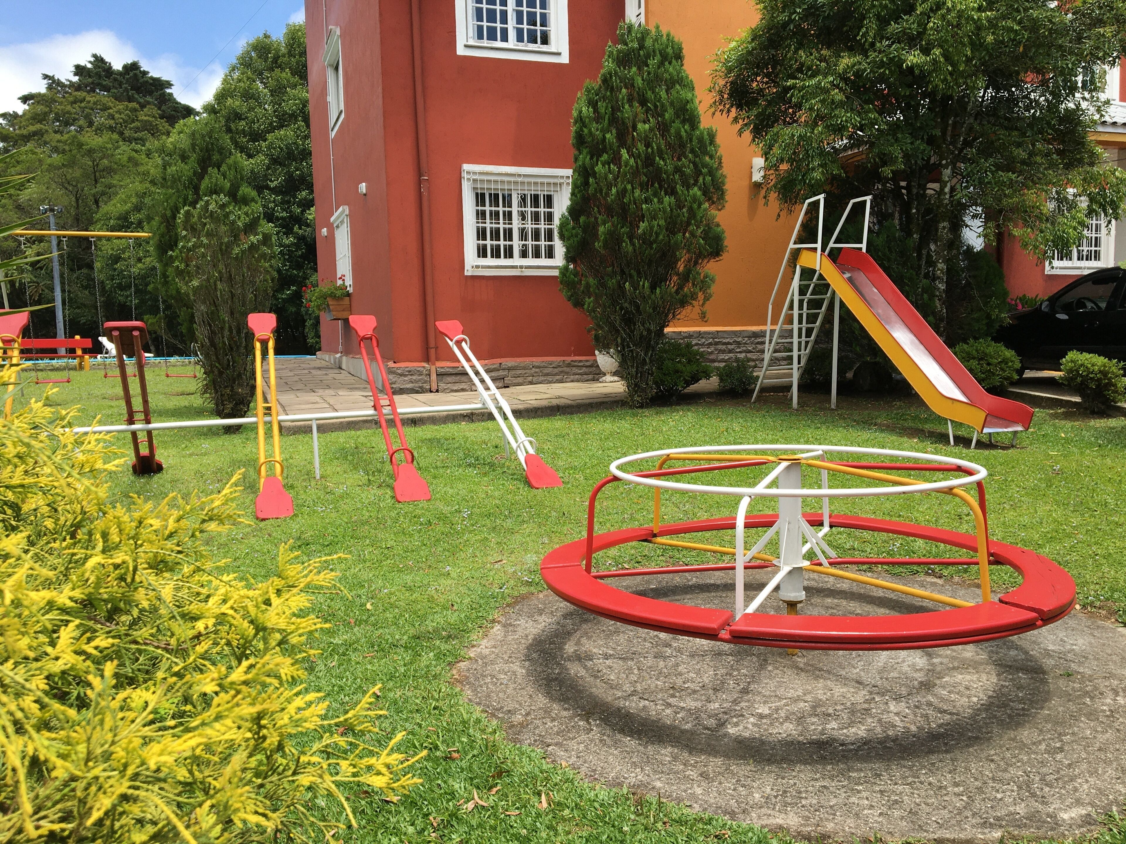 children’s play area – outdoor