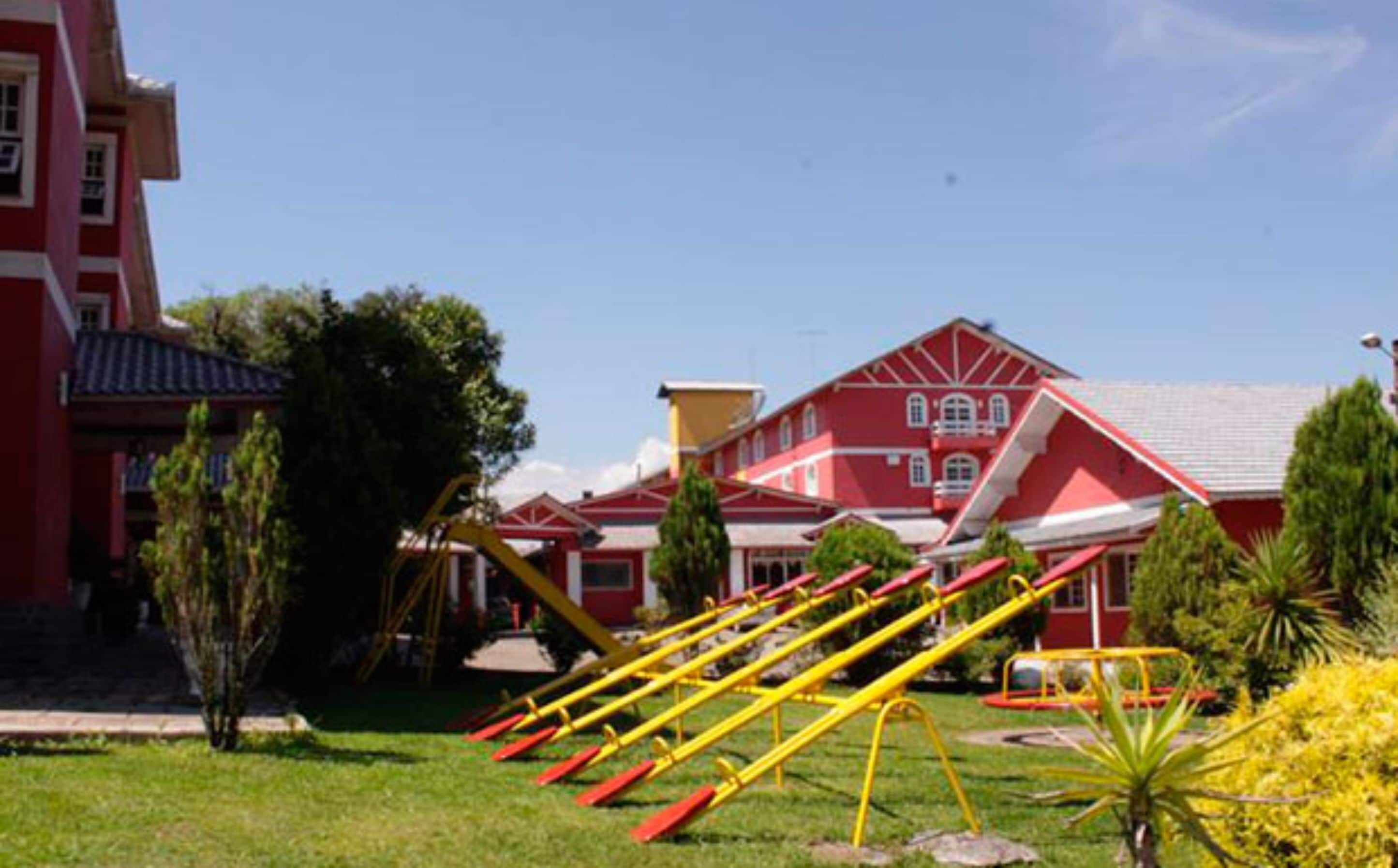 children’s play area – outdoor