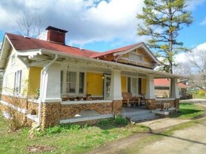 Exterior - Arcadia Valley Bungalows (Arcadia)
