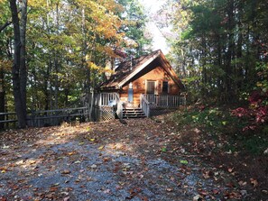 Front of property - Gatlinburg Adventure Cabins (Sevierville)