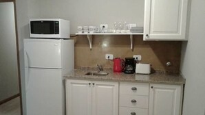 Private kitchen - Great 2 Br Apartment Downtown Mendoza (Mendoza)