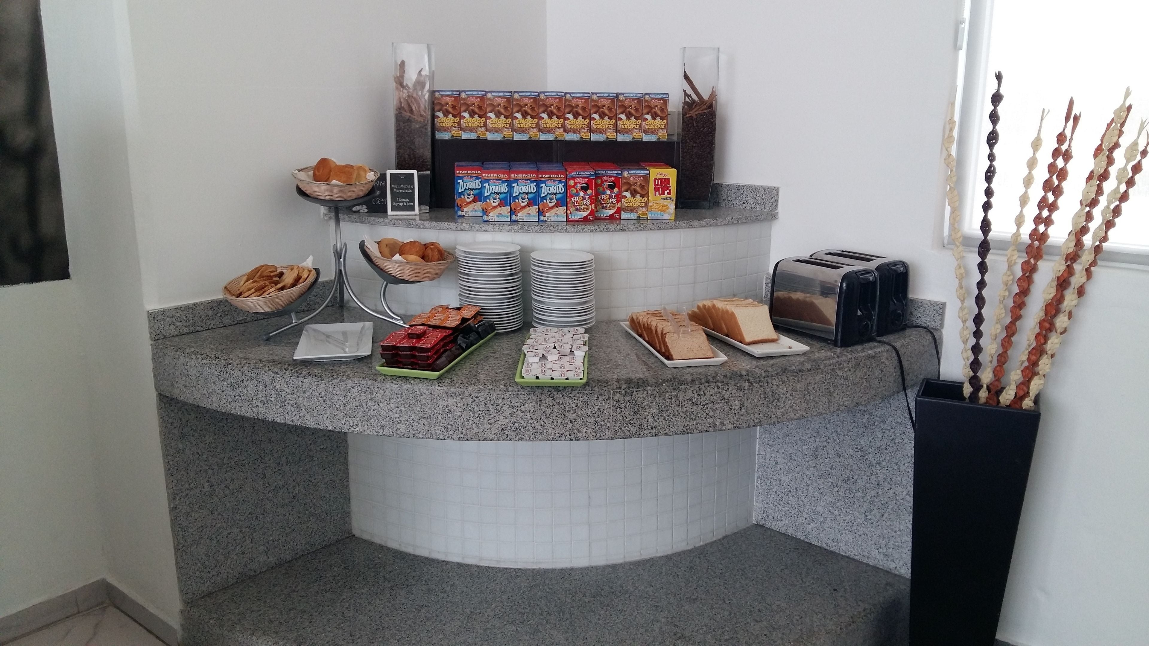 Frokostbuffé hver dag (MXN 345 per person)