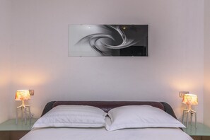 2 bedrooms, free WiFi