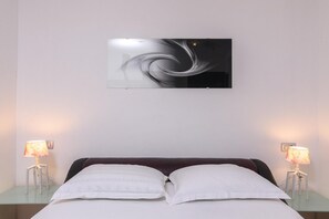 2 bedrooms, free WiFi