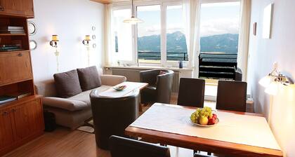 Spacious apartment (50 m²) on the Gerlitzen with an alpine panorama and lake view