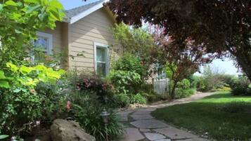 Room, Private Bathroom (The Meritage Cottage) | 2 bedrooms, desk, iron/ironing board, free WiFi