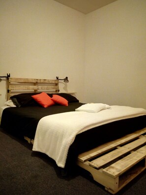 Deluxe Double Room, 1 Queen Bed, Shared Bathroom