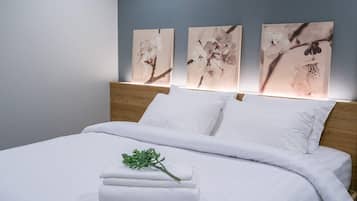 Standard Double Room | Desk, blackout drapes, WiFi (free)