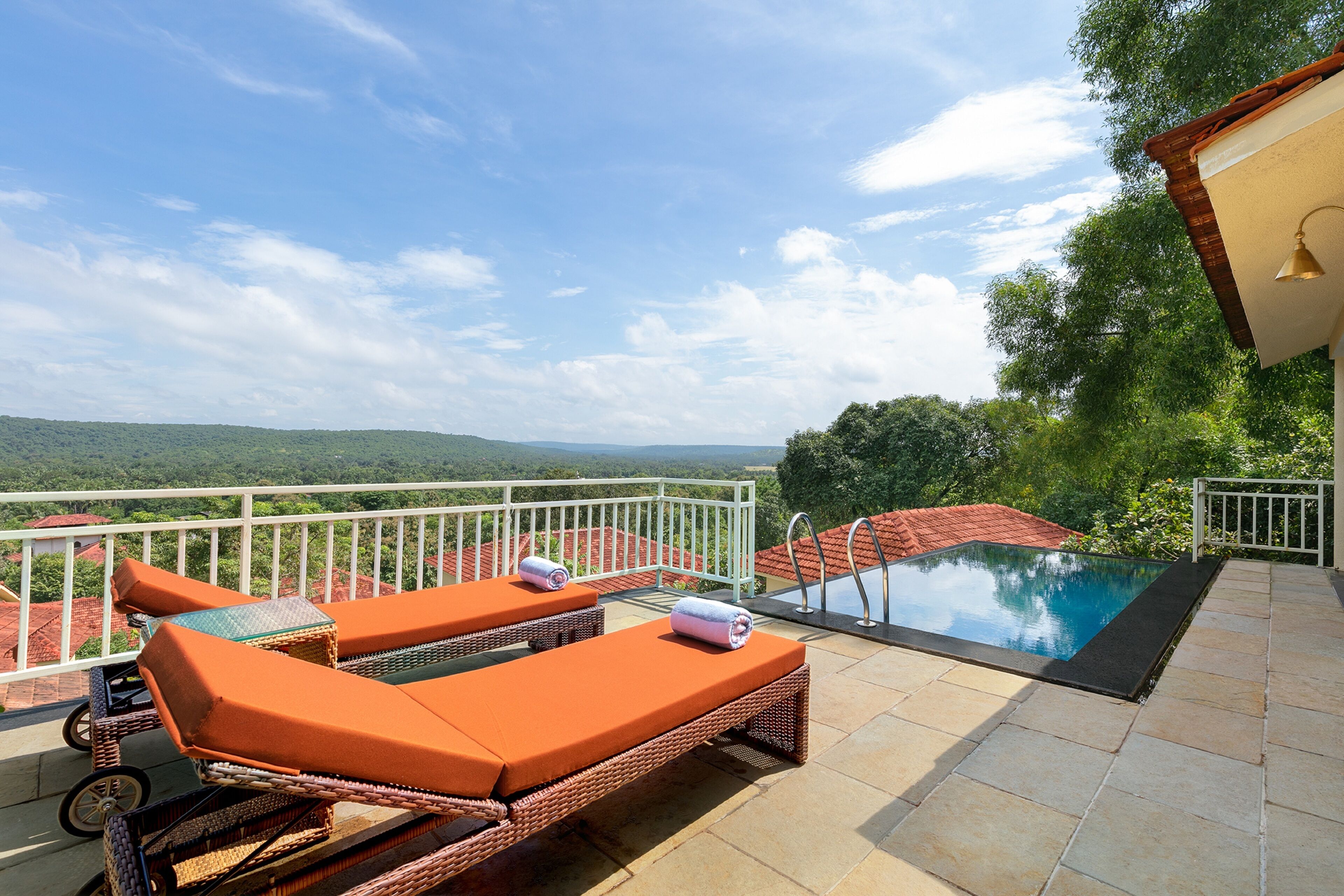 In-room safe, individually furnished, desk, laptop workspace