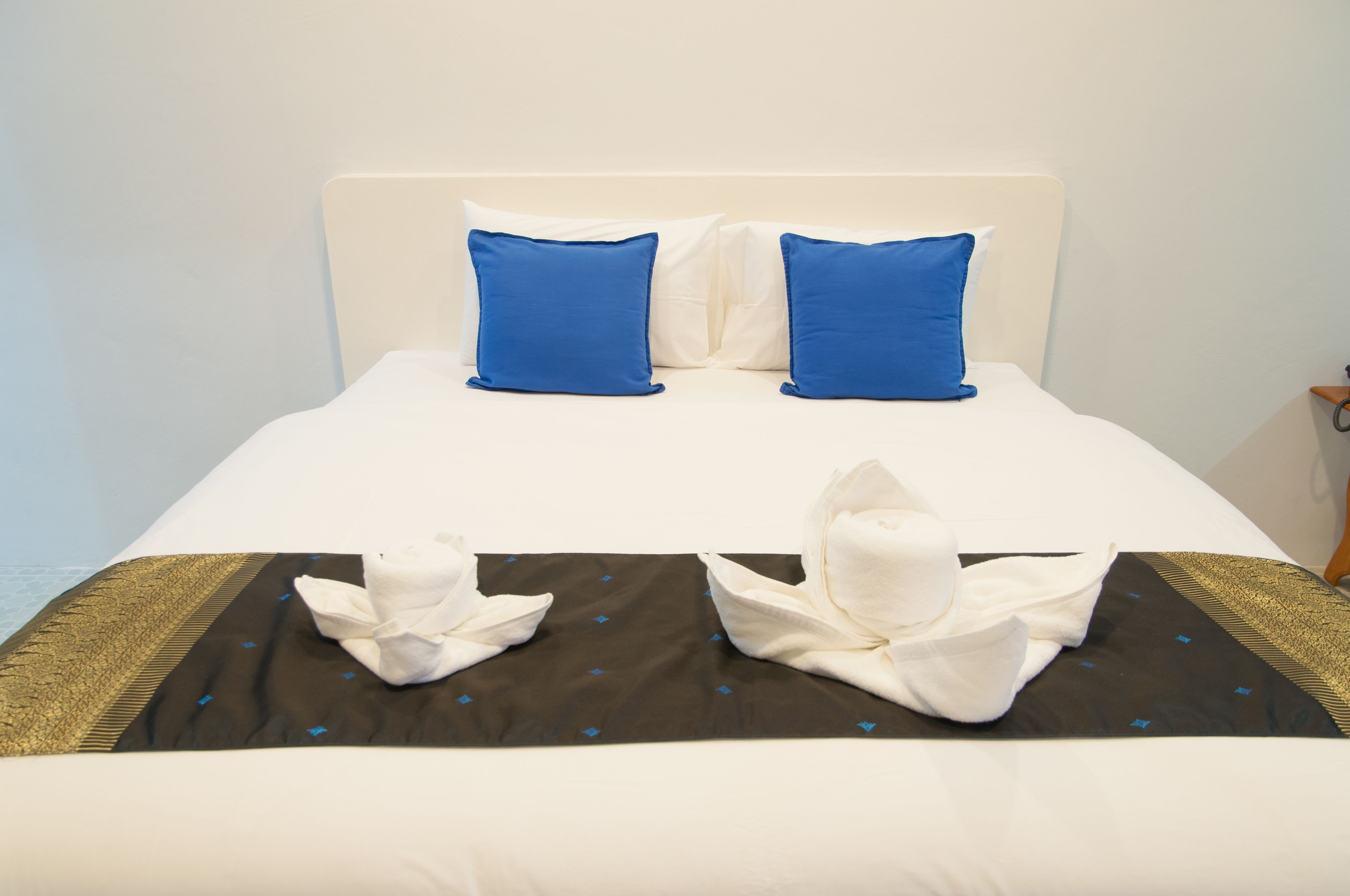 standard room with pool view | 1 bedroom, minibar, free wifi