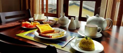 Colazione all'inglese, servita tutte le mattine (3.5 USD a persona)