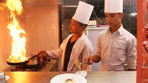 Daily continental breakfast for a fee - Thamel Backpackers Home (Kathmandu)