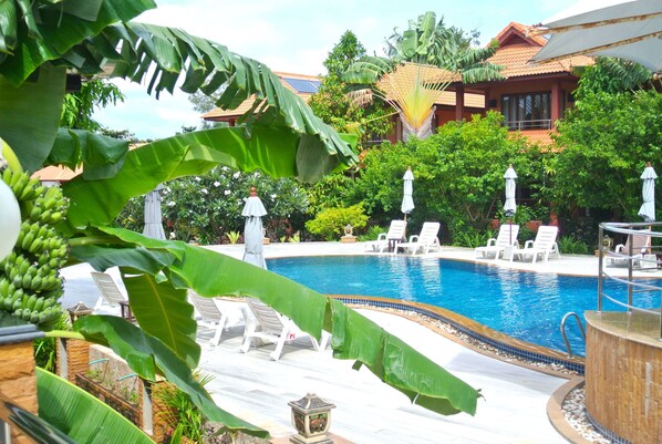 Outdoor pool, pool umbrellas