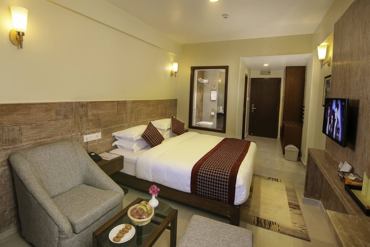 Phòng đôi Deluxe | Minibar, bàn, truy cập Internet không dây miễn phí, bộ trải giường 