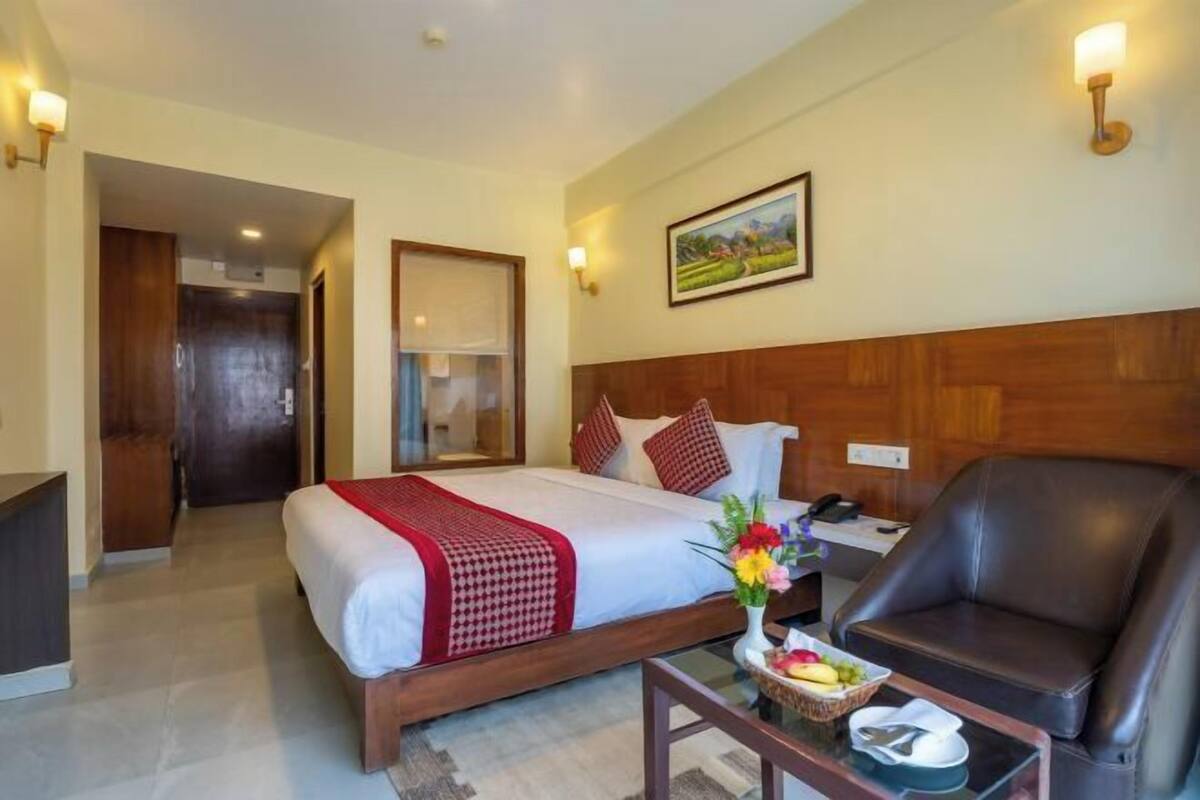 Minibar, bàn, truy cập Internet không dây miễn phí, bộ trải giường 