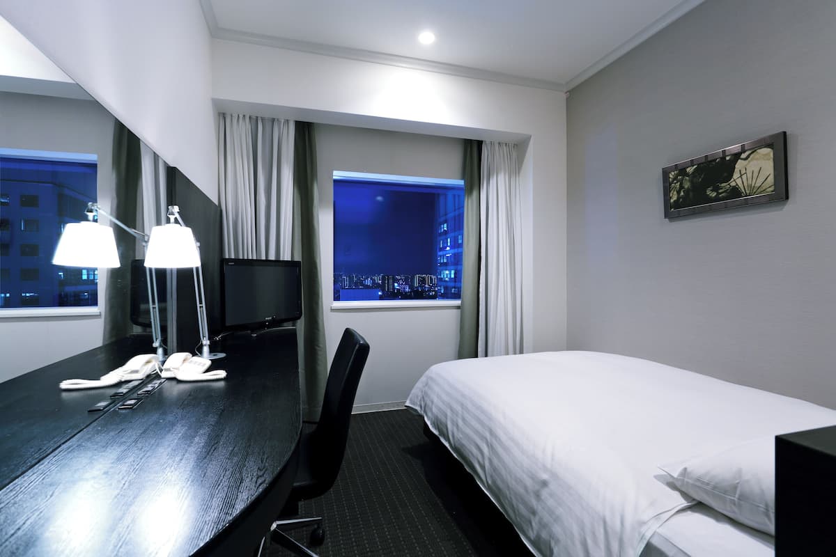 1 Schlafzimmer, Daunenbettdecken, Minibar, Schreibtisch